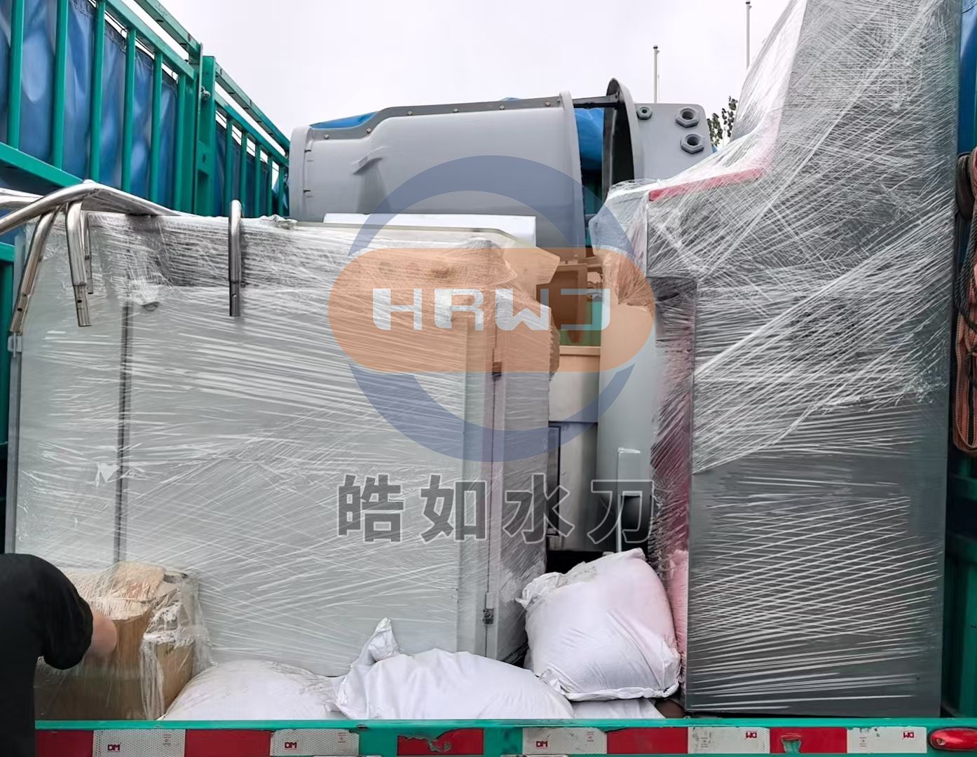 1微信图片_20260928084125_552_35.jpg 1微信图片_20260928084125_552_35.jpg